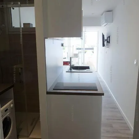 Port Nature Colline - Pieces 904 - Naturiste Apartment *